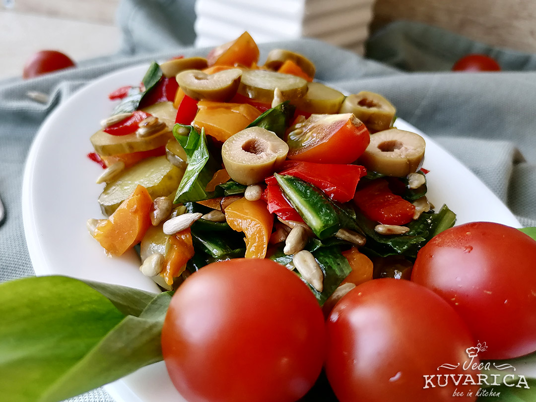 prolecna_salata_sa_sremusem_002